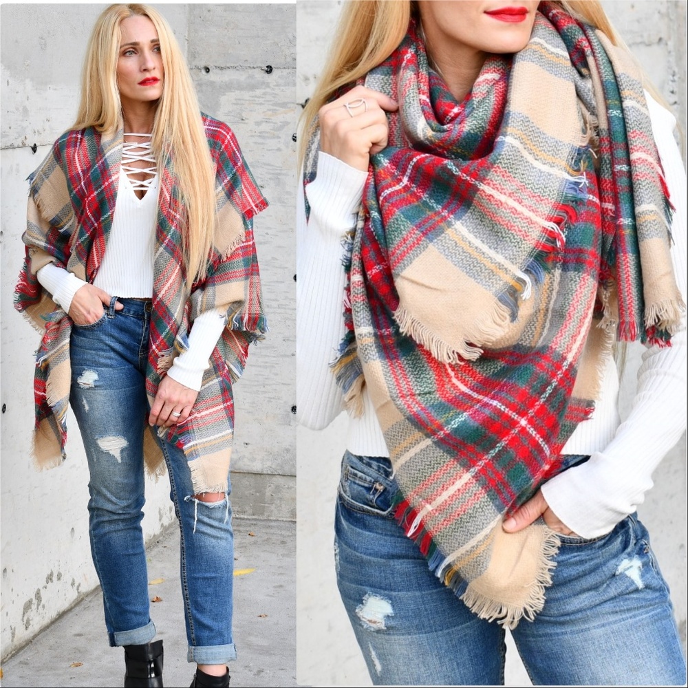 Oversized Blanket Scarf - Picture 3 of 4